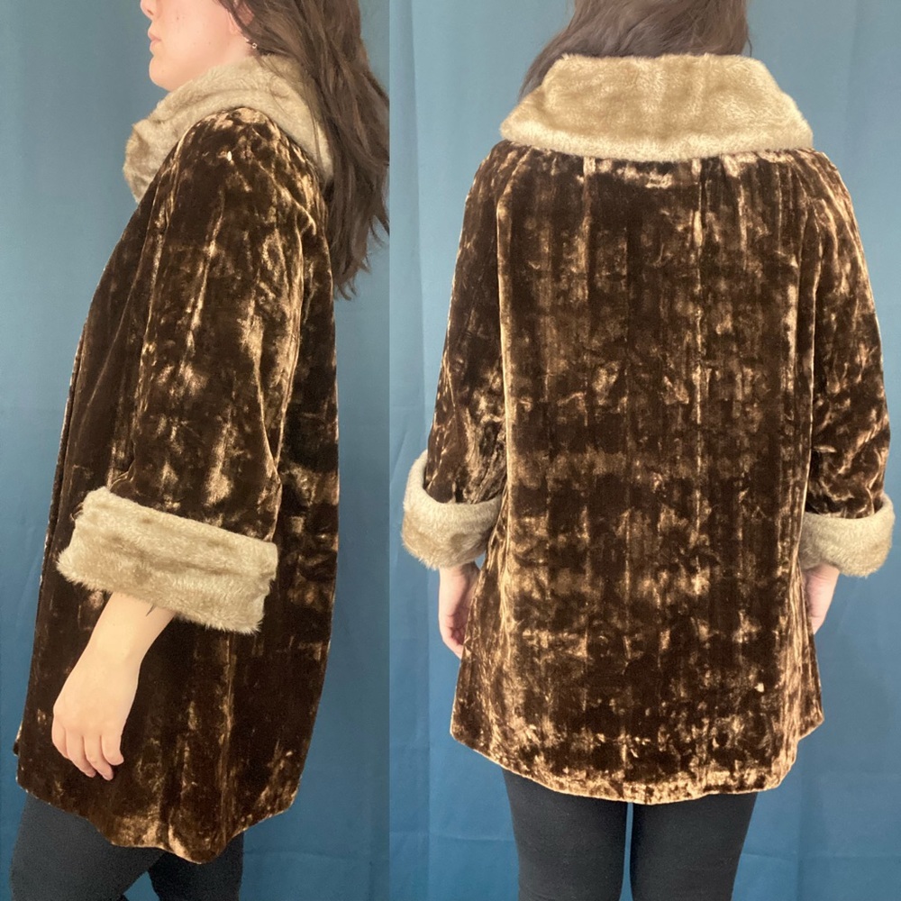 Vintage 60s Crushed Velvet Peacoat - Picture 8 of 12